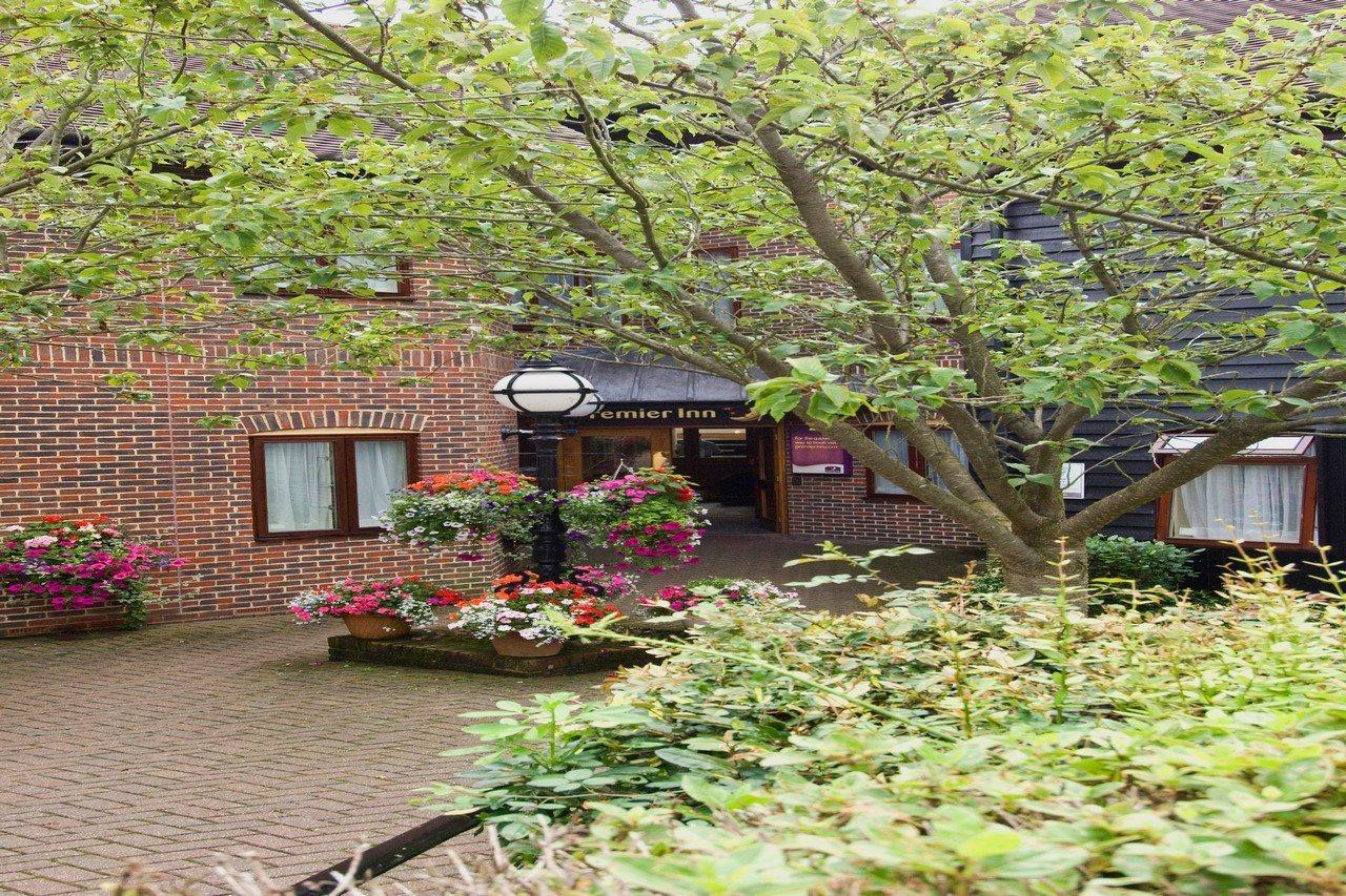 Premier Inn Tonbridge Zewnętrze zdjęcie