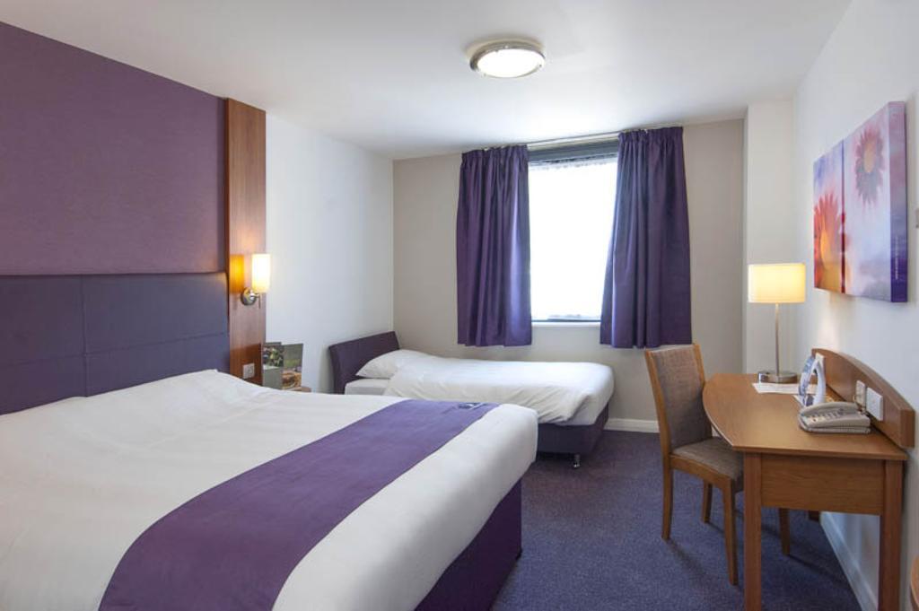 Premier Inn Tonbridge Pokój zdjęcie