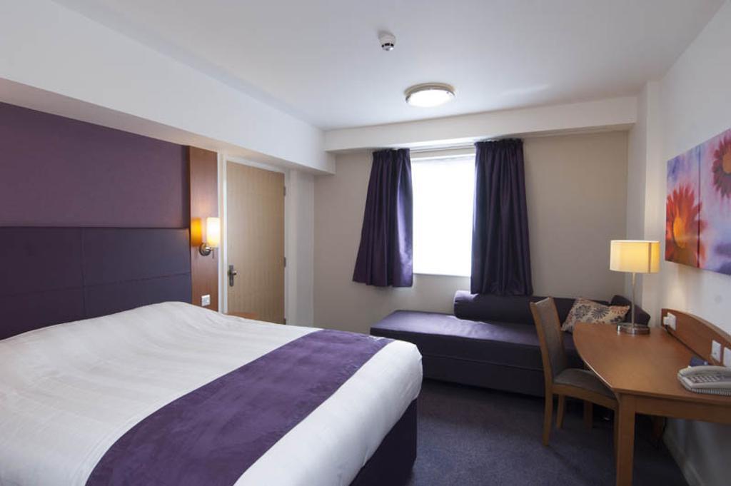 Premier Inn Tonbridge Pokój zdjęcie