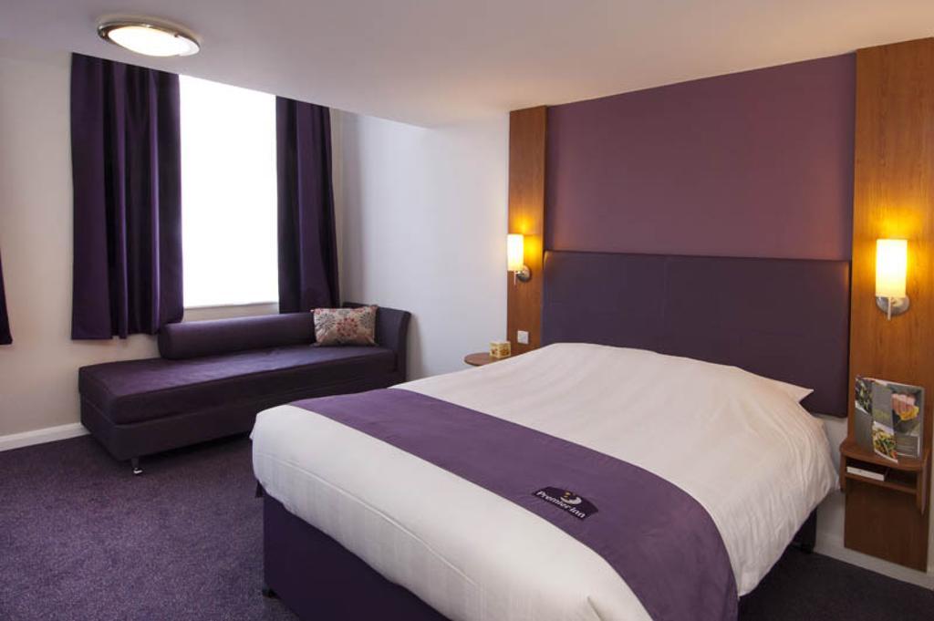 Premier Inn Tonbridge Zewnętrze zdjęcie