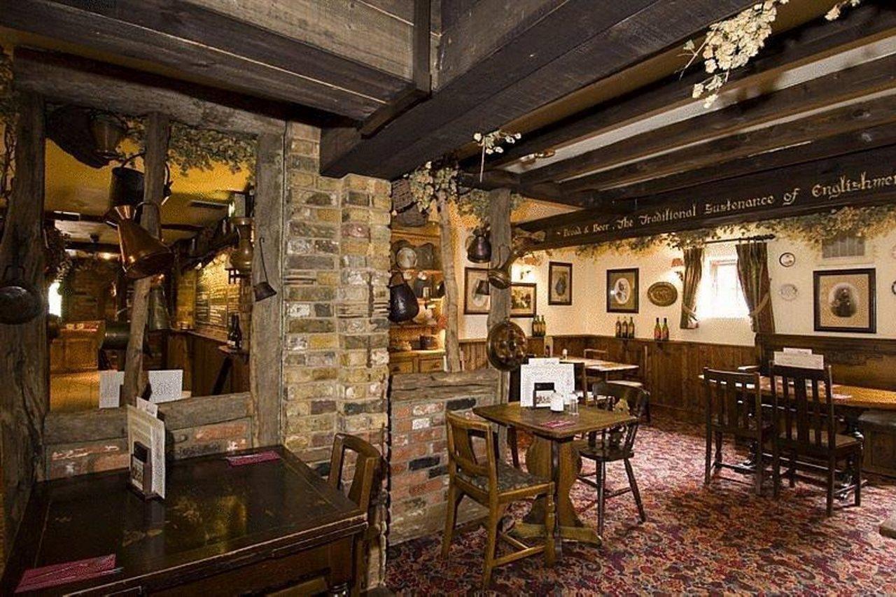 Premier Inn Tonbridge Zewnętrze zdjęcie